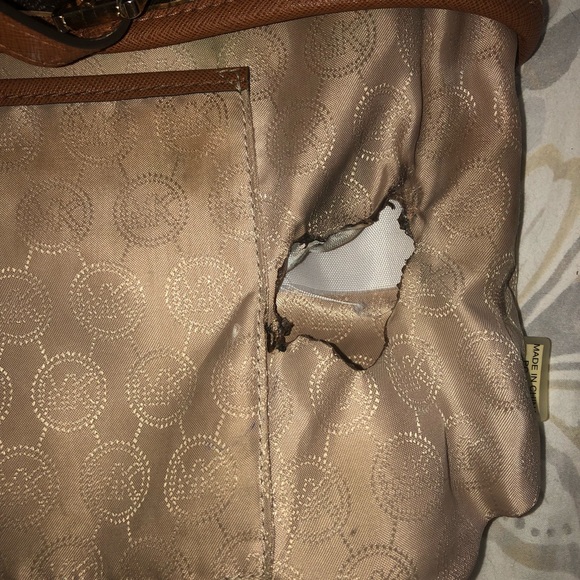 Authentic Micheal Kors handbag (see pictures) - Picture 5 of 7